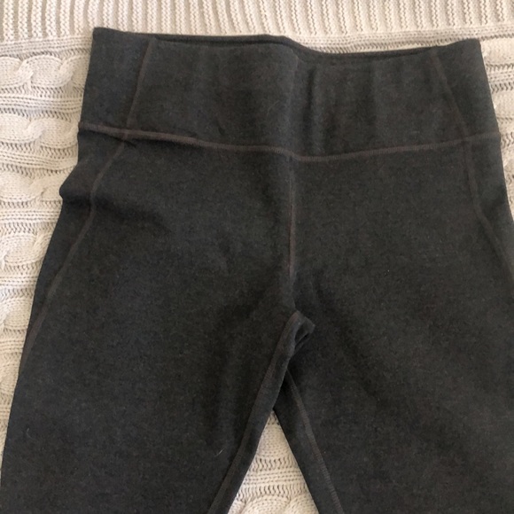 Gap Leggings Sculpt Ponte - Charcoal Grey - Size Medium NWOT - Picture 4 of 12